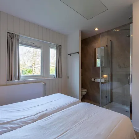 In Sint Maartenszee Near The Ferienhaus Sint Maartensvlotbrug