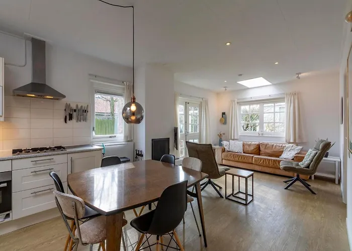 Feriehus In Sint Maartenszee Near The Sint Maartensvlotbrug